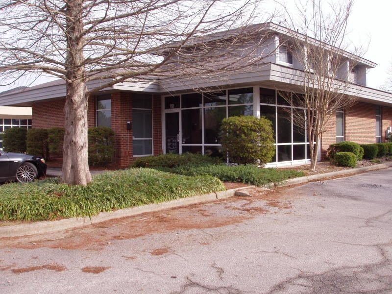 110 Brentwood Center Ln N, Wilson, NC 27896